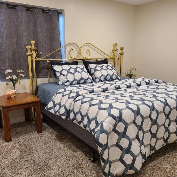 Entire Huge Basement! Fast Wifi! Private Entrance! Villa Salt Lake City Exteriör bild