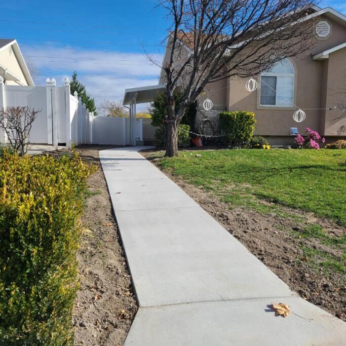 Entire Huge Basement! Fast Wifi! Private Entrance! Villa Salt Lake City Exteriör bild