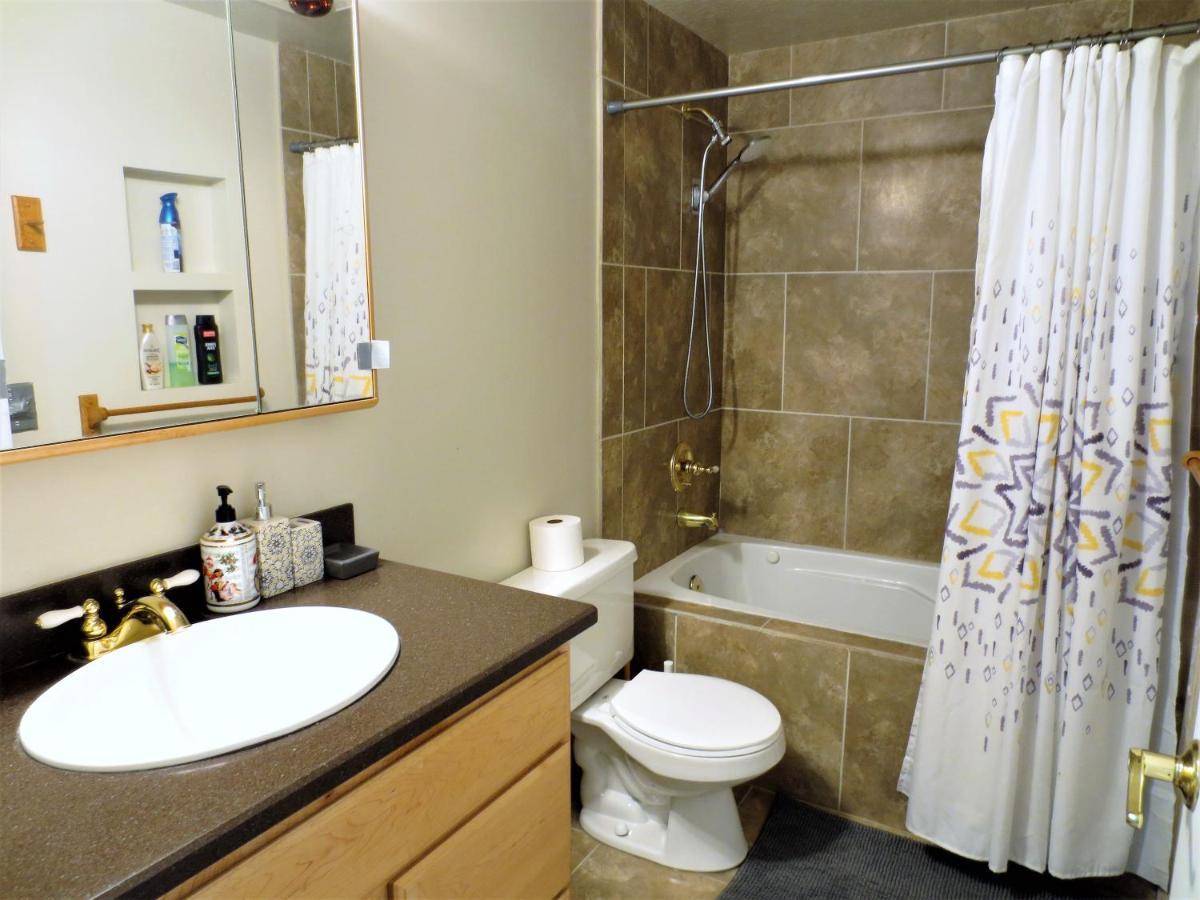 Entire Huge Basement! Fast Wifi! Private Entrance! Villa Salt Lake City Exteriör bild